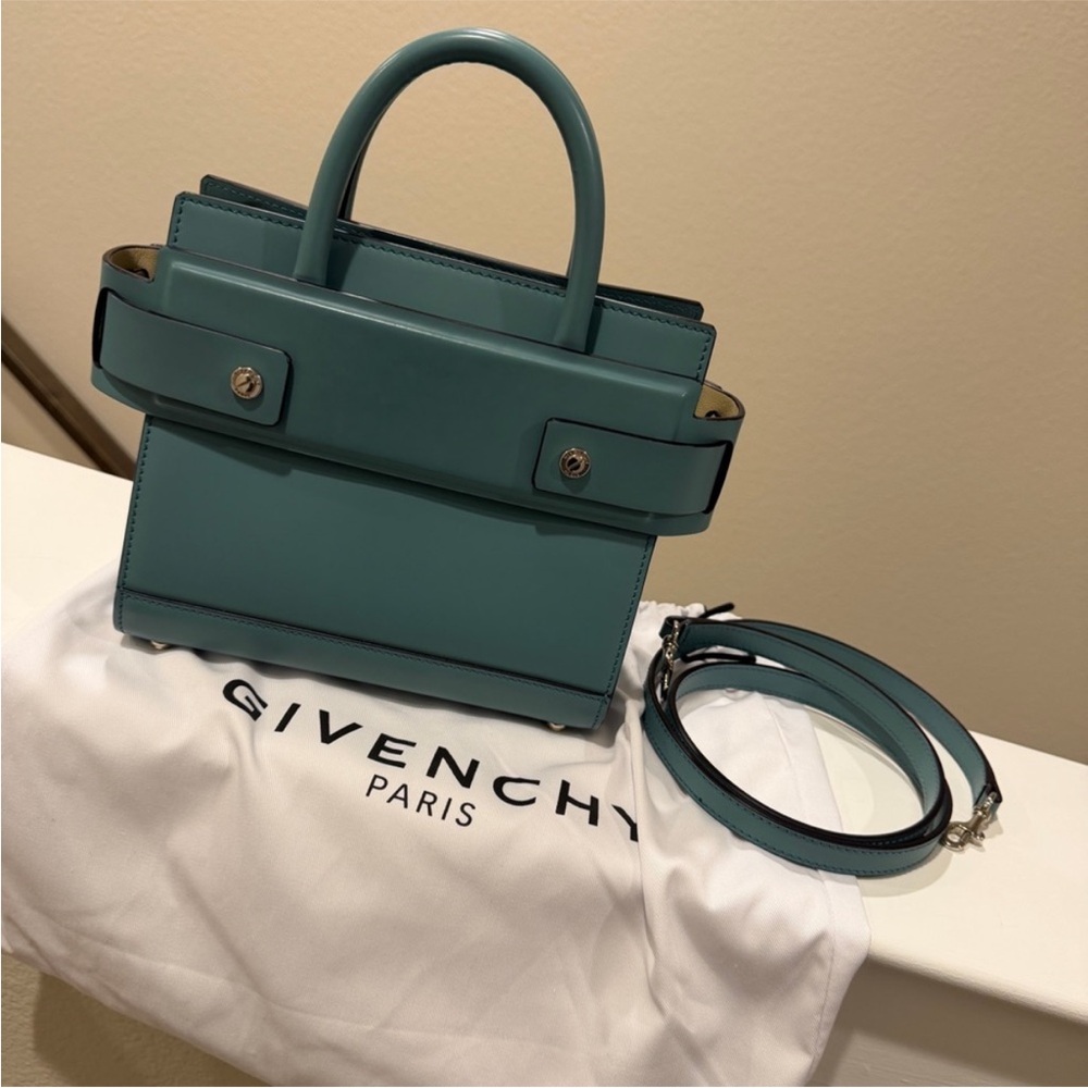 Givenchy Mini Horizon Bag - Picture 10 of 15